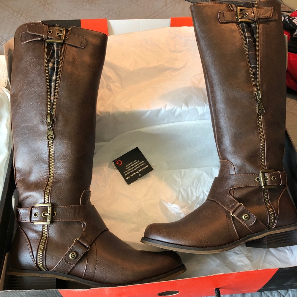 Guess boots